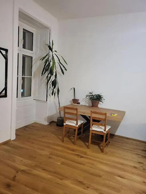 Sehr Zentral Gelegen Apartment Vienna