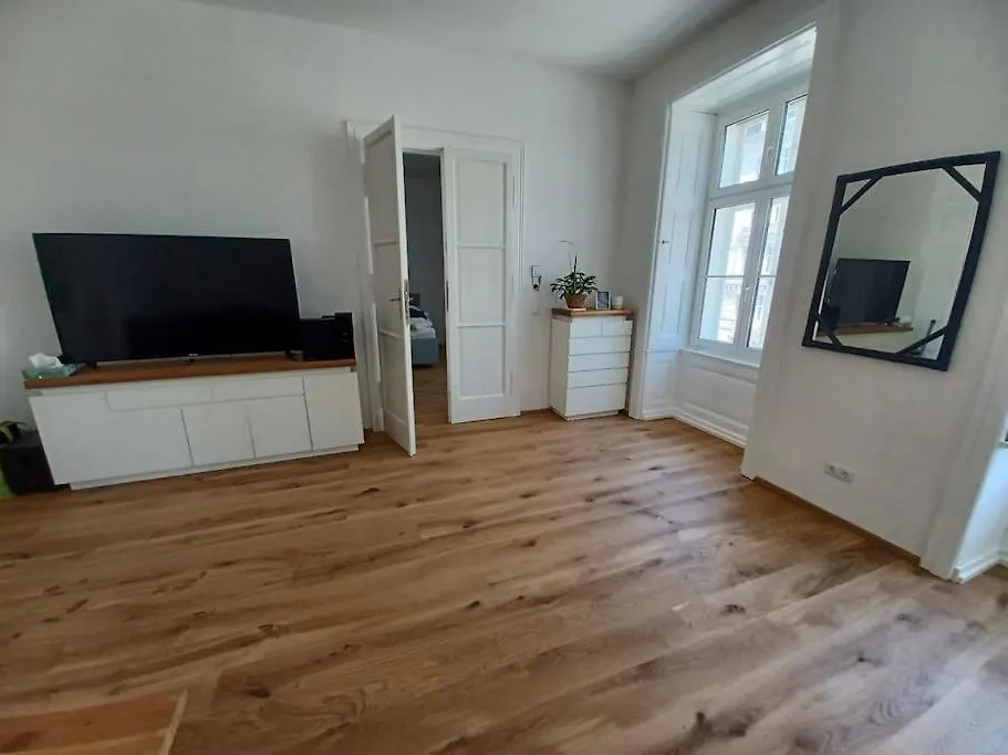 Sehr Zentral Gelegen Apartment Vienna